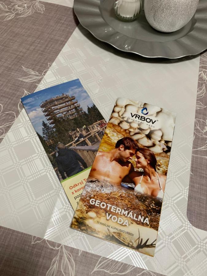 Apartmanovy Dom Magda Vrbov Extérieur photo