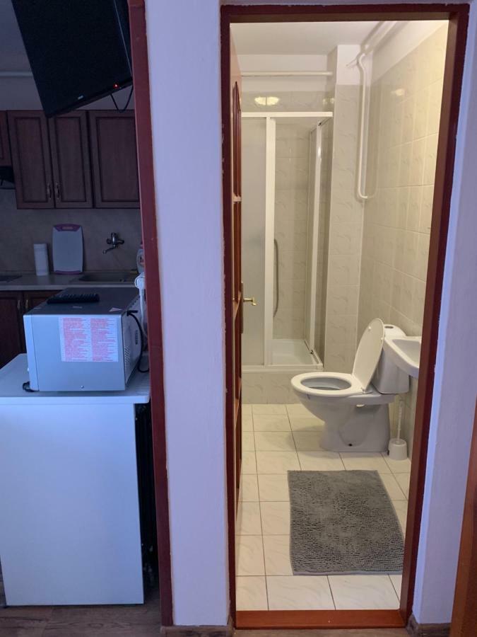 Apartmanovy Dom Magda Vrbov Extérieur photo